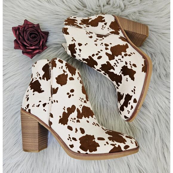 Altard State Cow Print Booties Brown White Western Ankle Boots Block Heel Sz 6.5 - Picture 3 of 14